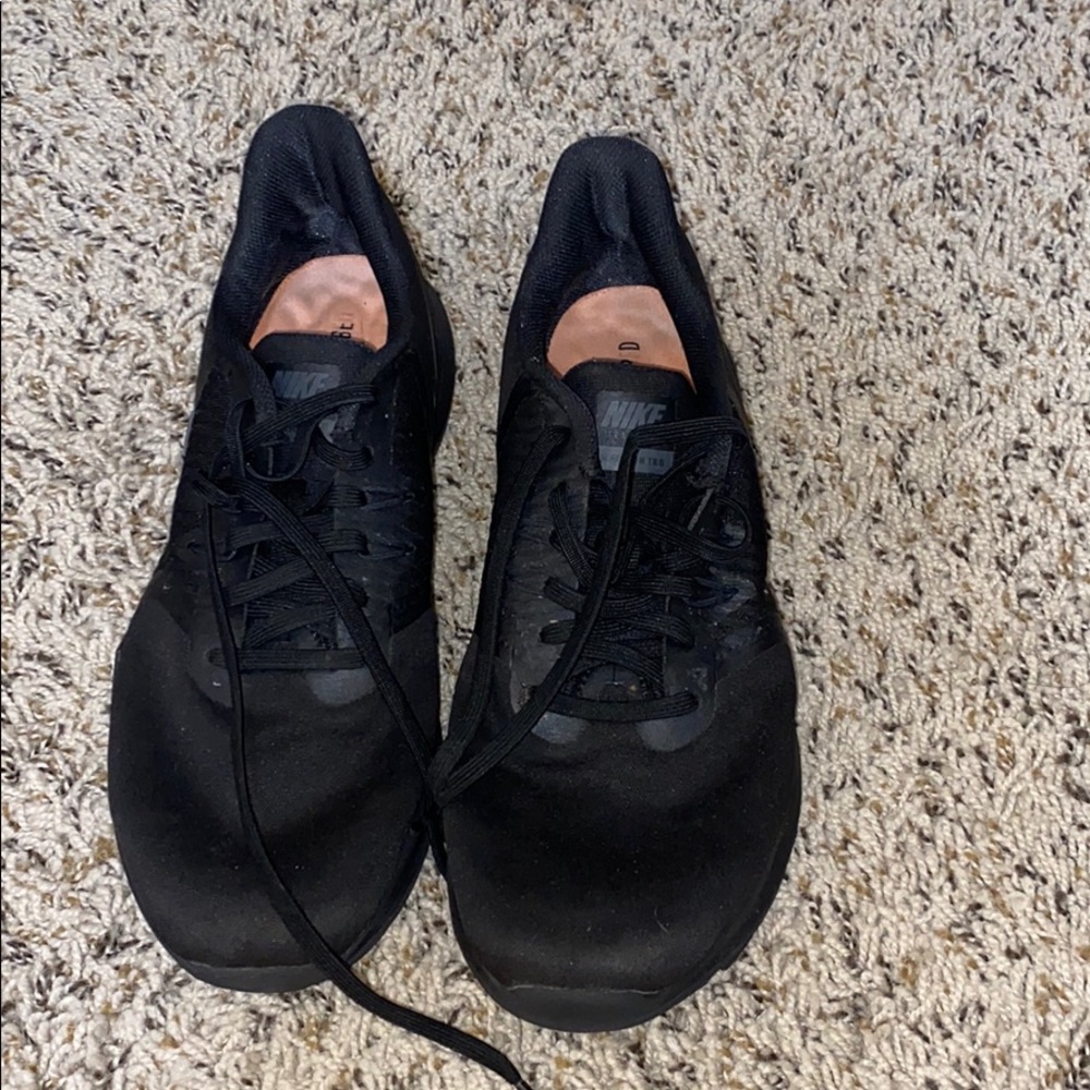 Women’s Nike Shoe